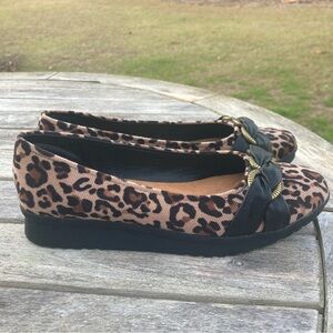 Baretraps AURORA Women's Leopard Print Brown Multi Flats; Size 6